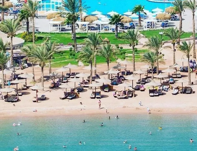 Mirage Bay Aquapark Cap Ahmed
