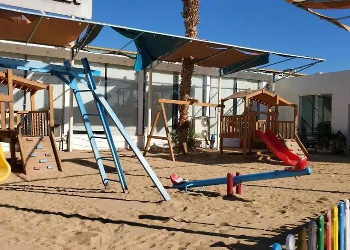 Mirage Bay Aquapark Cap Ahmed *